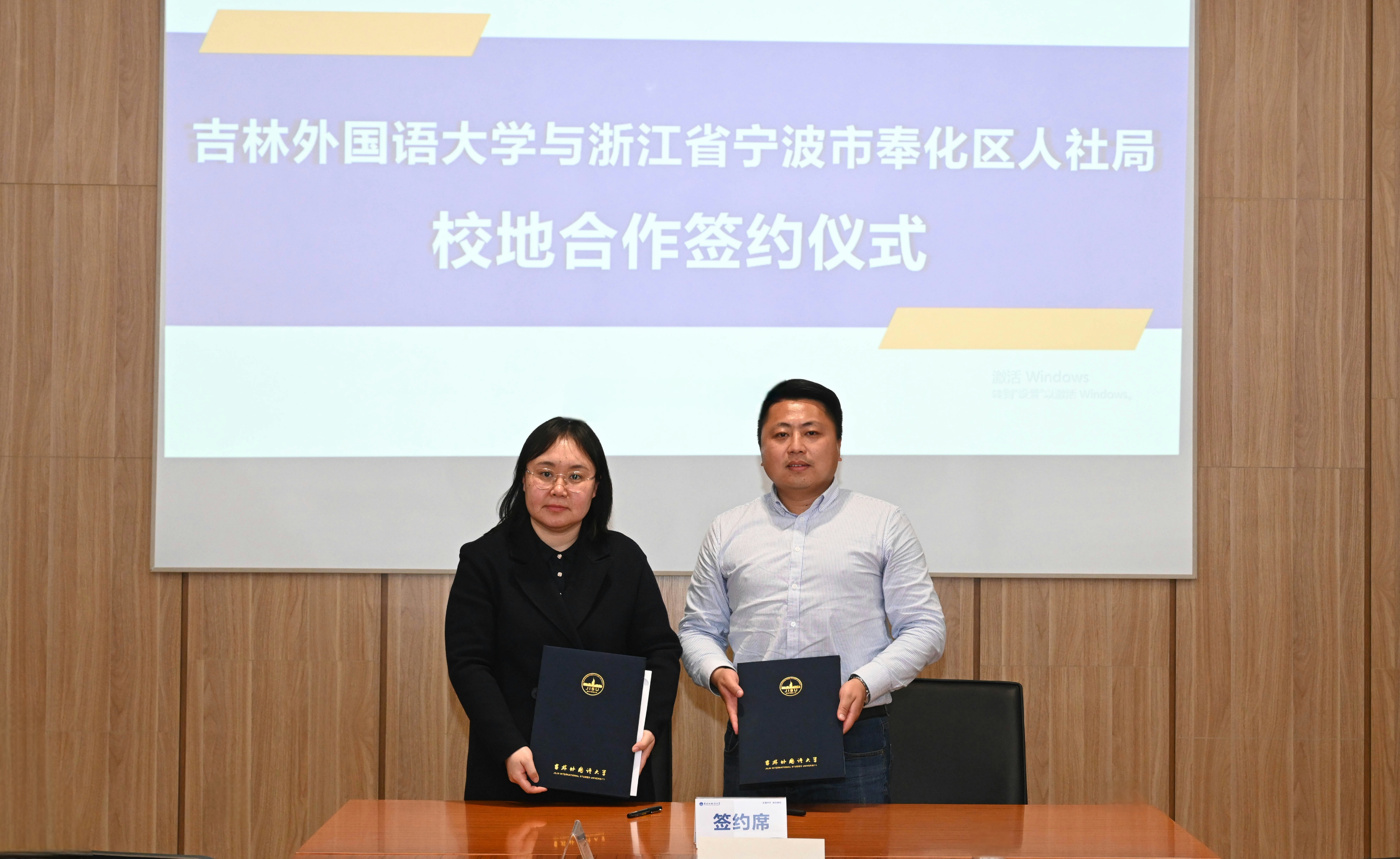 區人力社保局“向前延伸” 筑牢校地合作“橋頭堡”